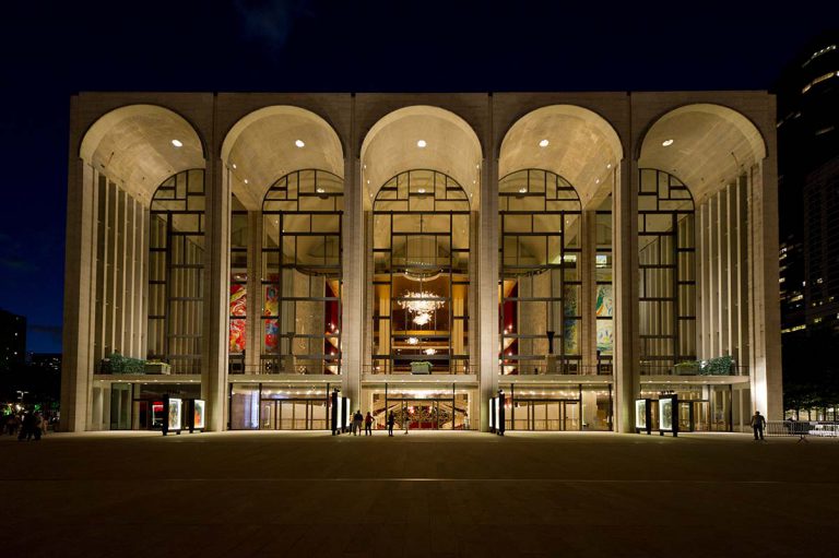 Metropolitan-Opera-House-Lincoln-Center-Exterior-NYC-3